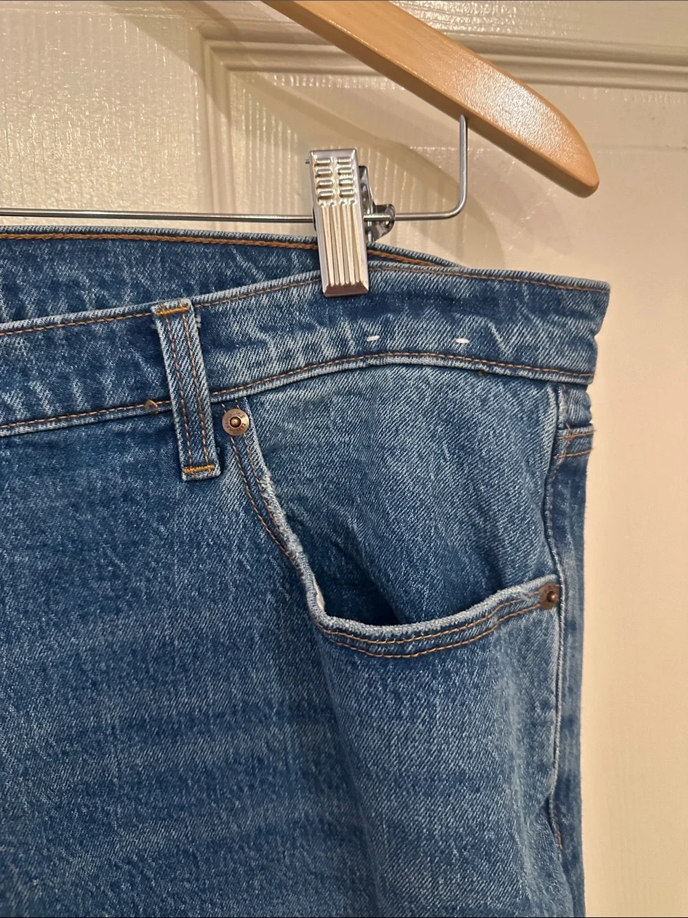 Abercrombie & Fitch Low Rise Baggy Jean